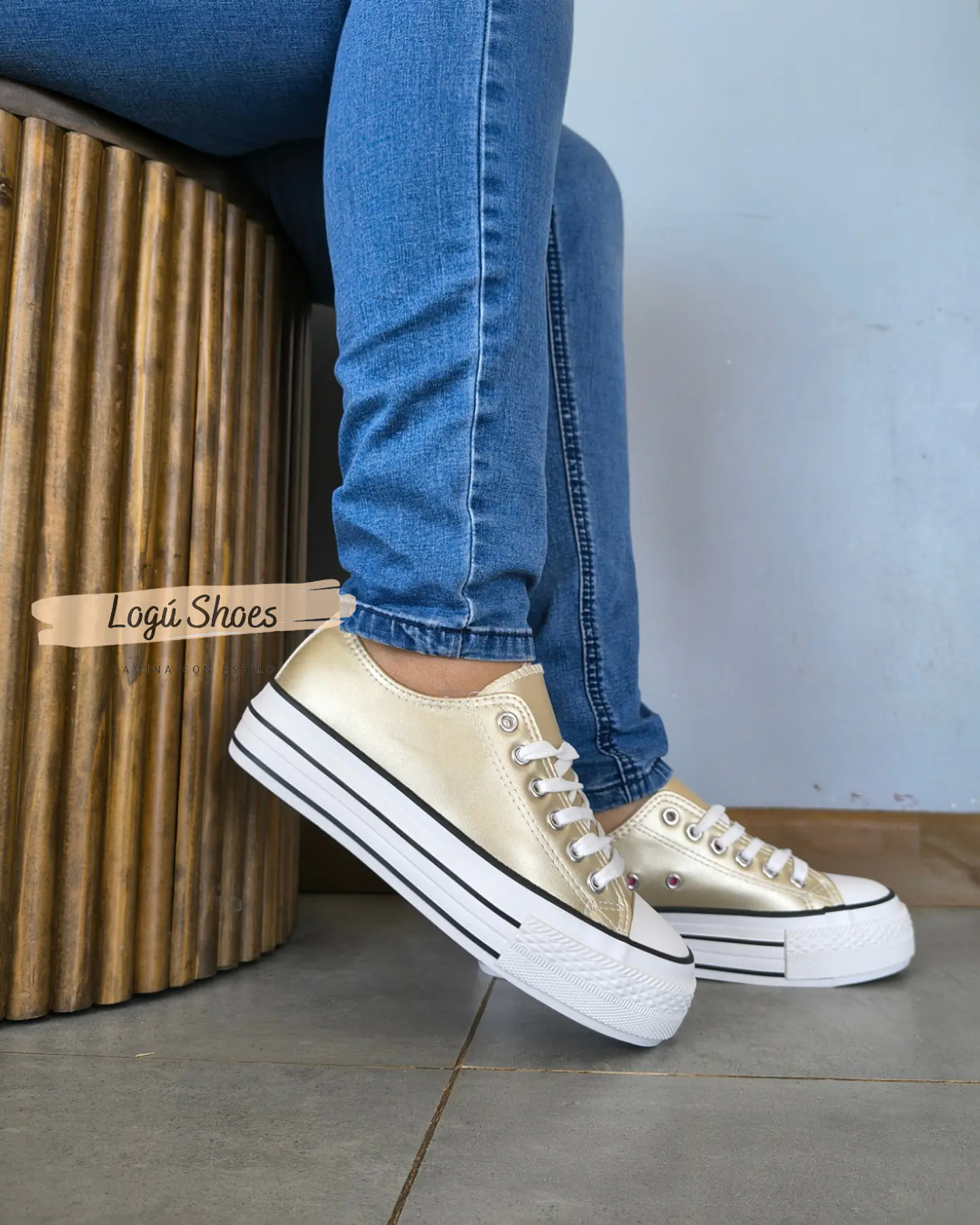 Zapatilla Lía Dorada 2