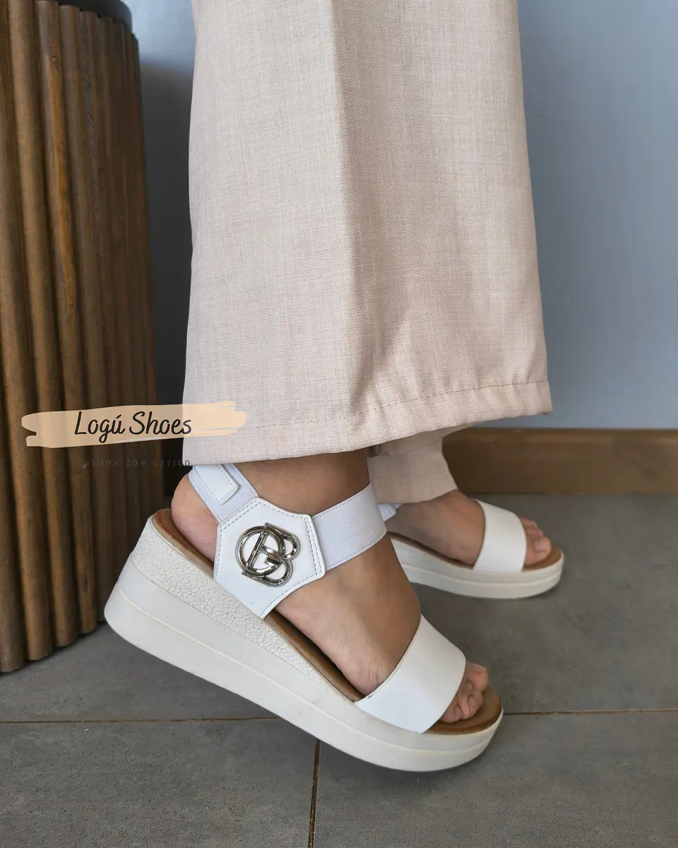 Sandalia Plataforma Blanca  2