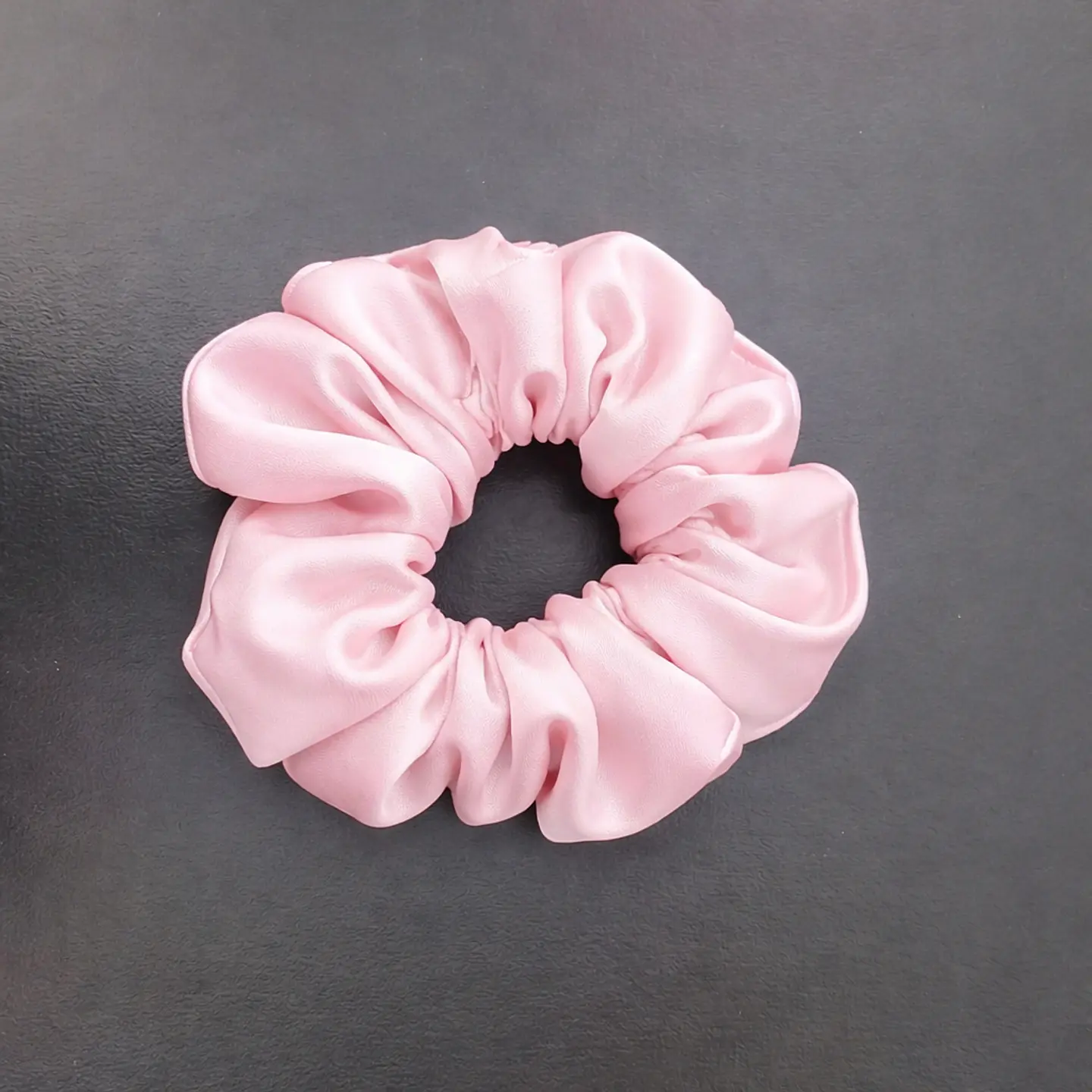 Scrunchies de Satín Mediano Colores 3