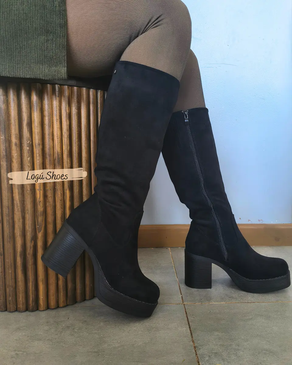 Bota Bratz Gamuza Negra 1