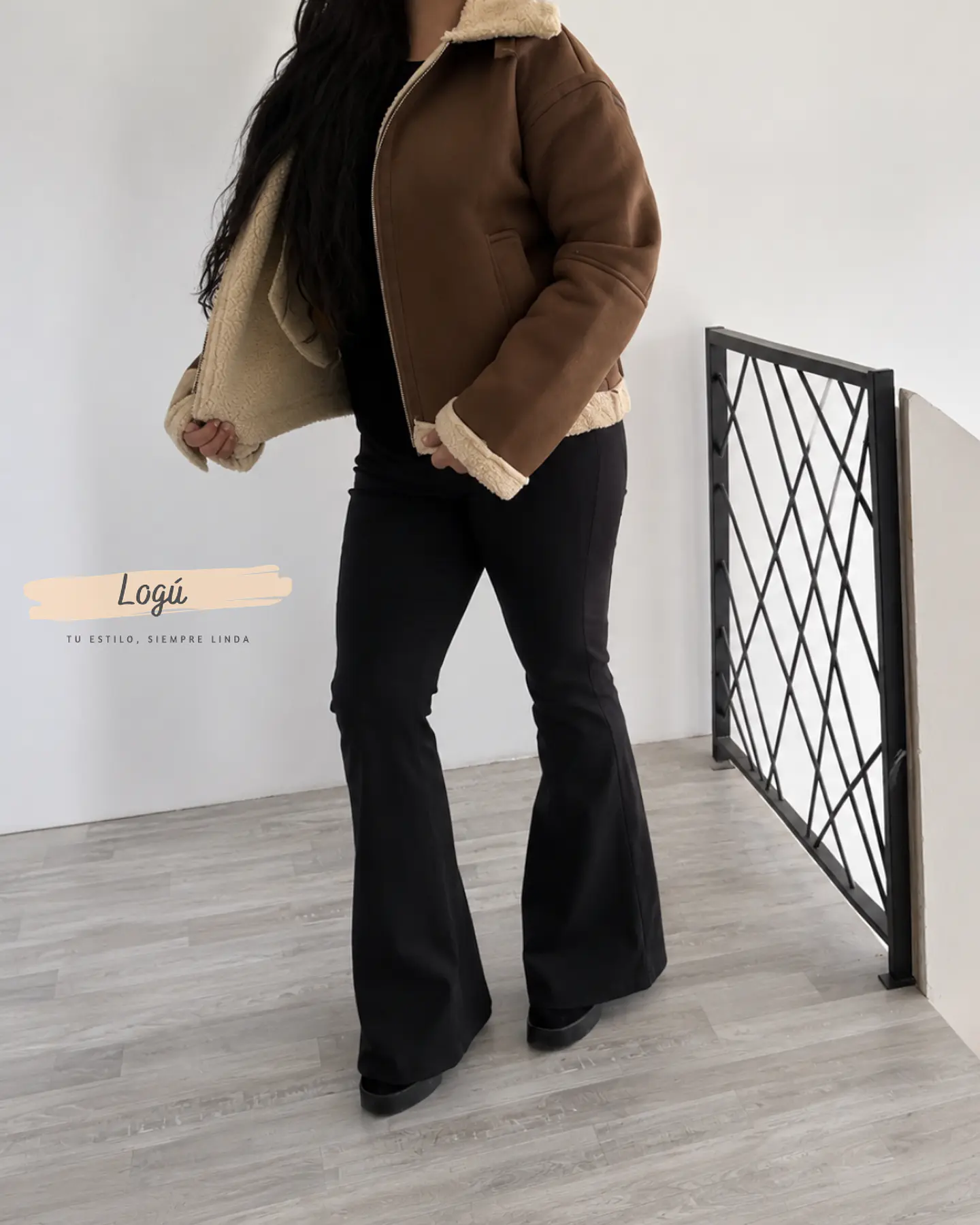 Jeans Flare Negro con Faja 5