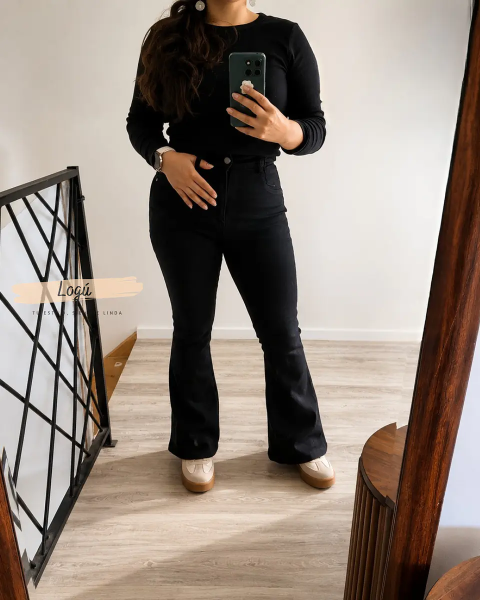 Jeans Flare Negro con Faja 1