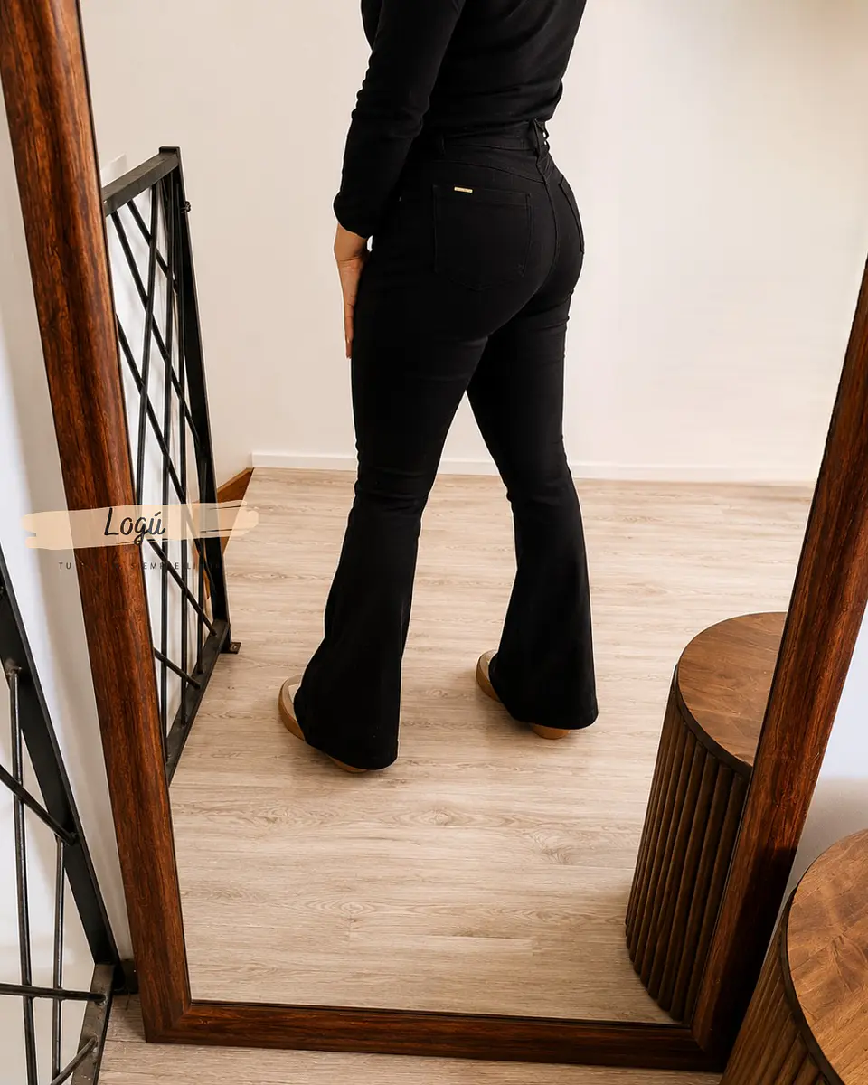 Jeans Flare Negro con Faja 2