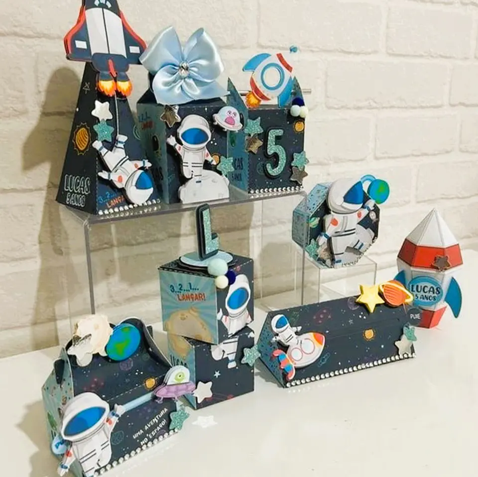 Arquivo Astronauta Luxo Clean - Pdf e Stduio 1