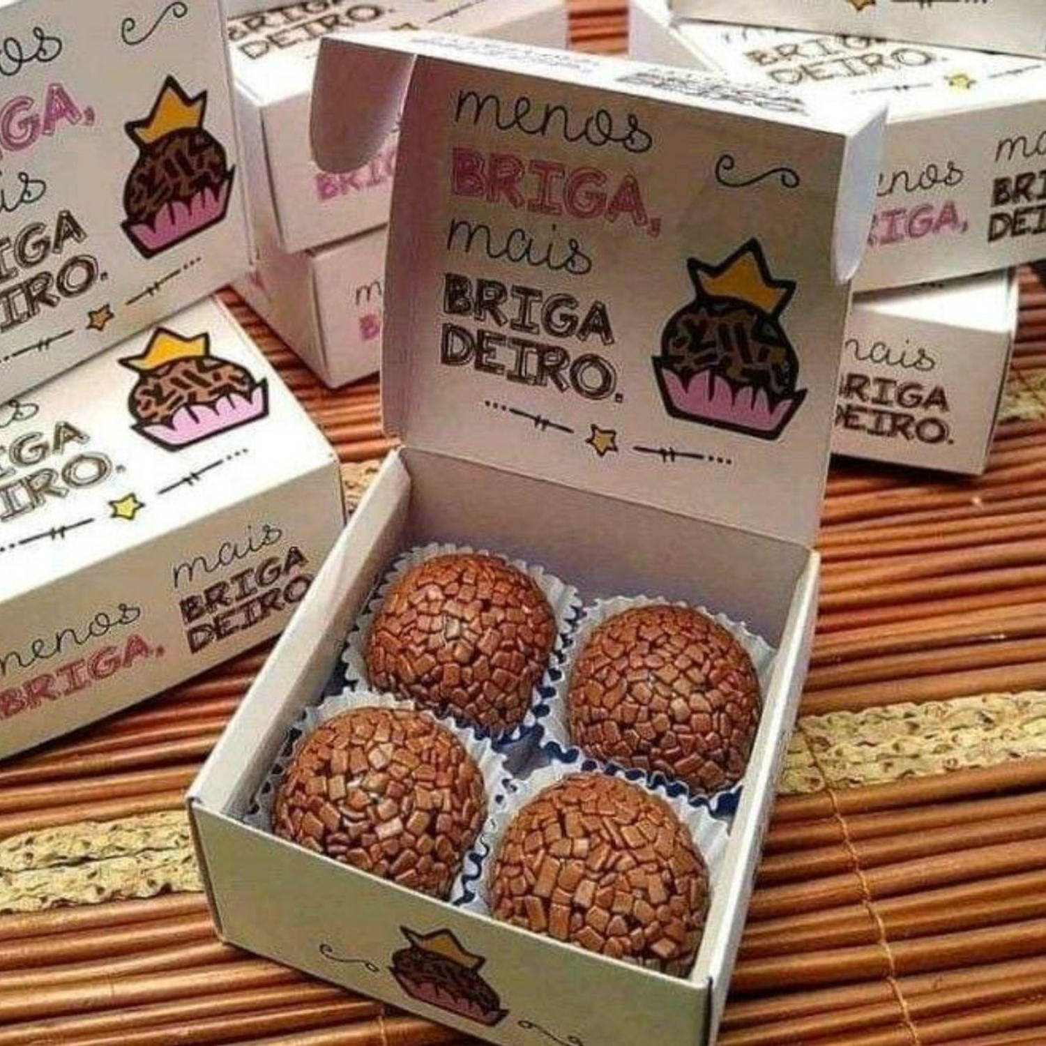 Arquivo Caixa Menos Briga + Brigadeiros