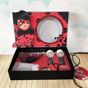 Arquivo Caixa Mini Confeiteiro Lady Bug - Lina Criativa   