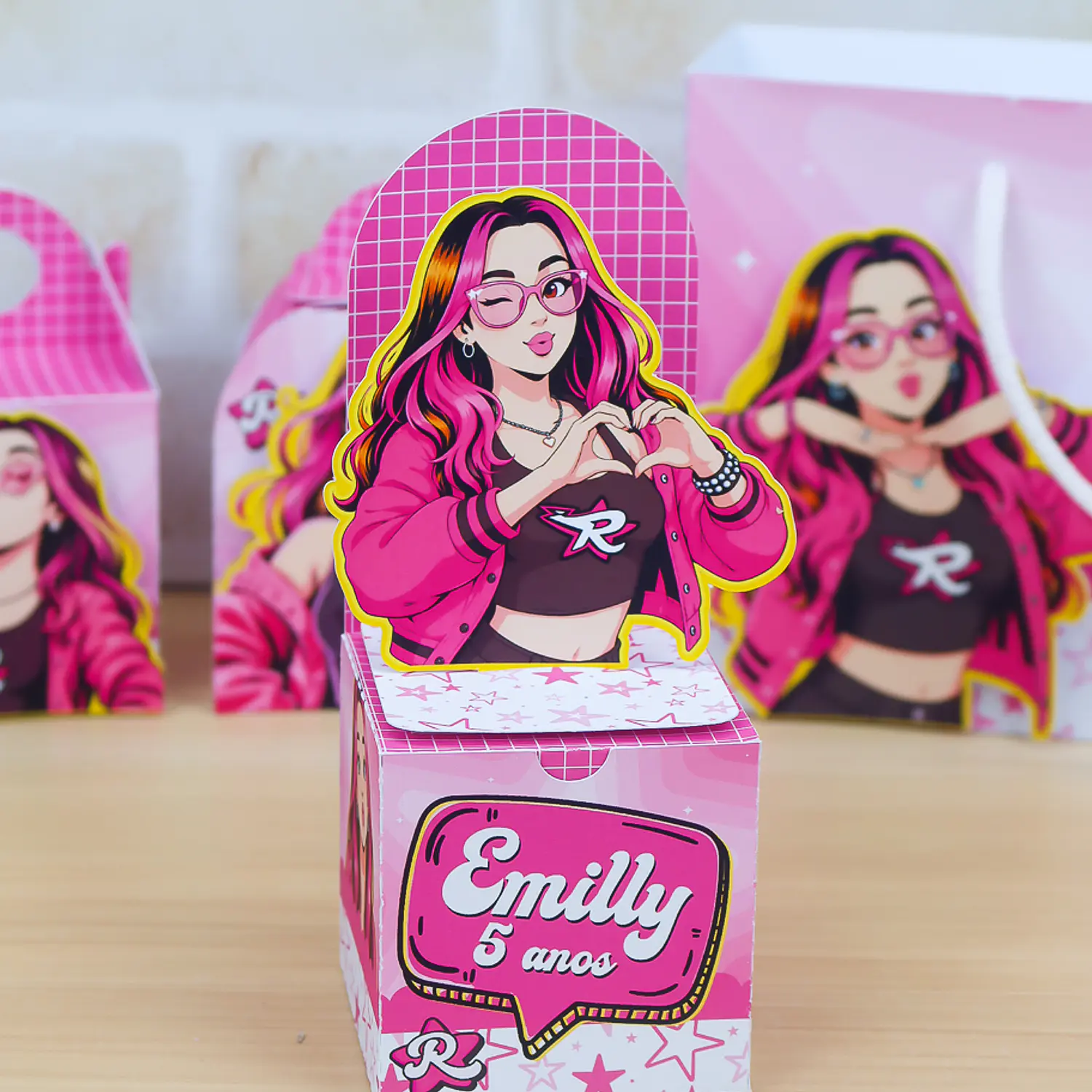 Arquivo Emilly Vick 11