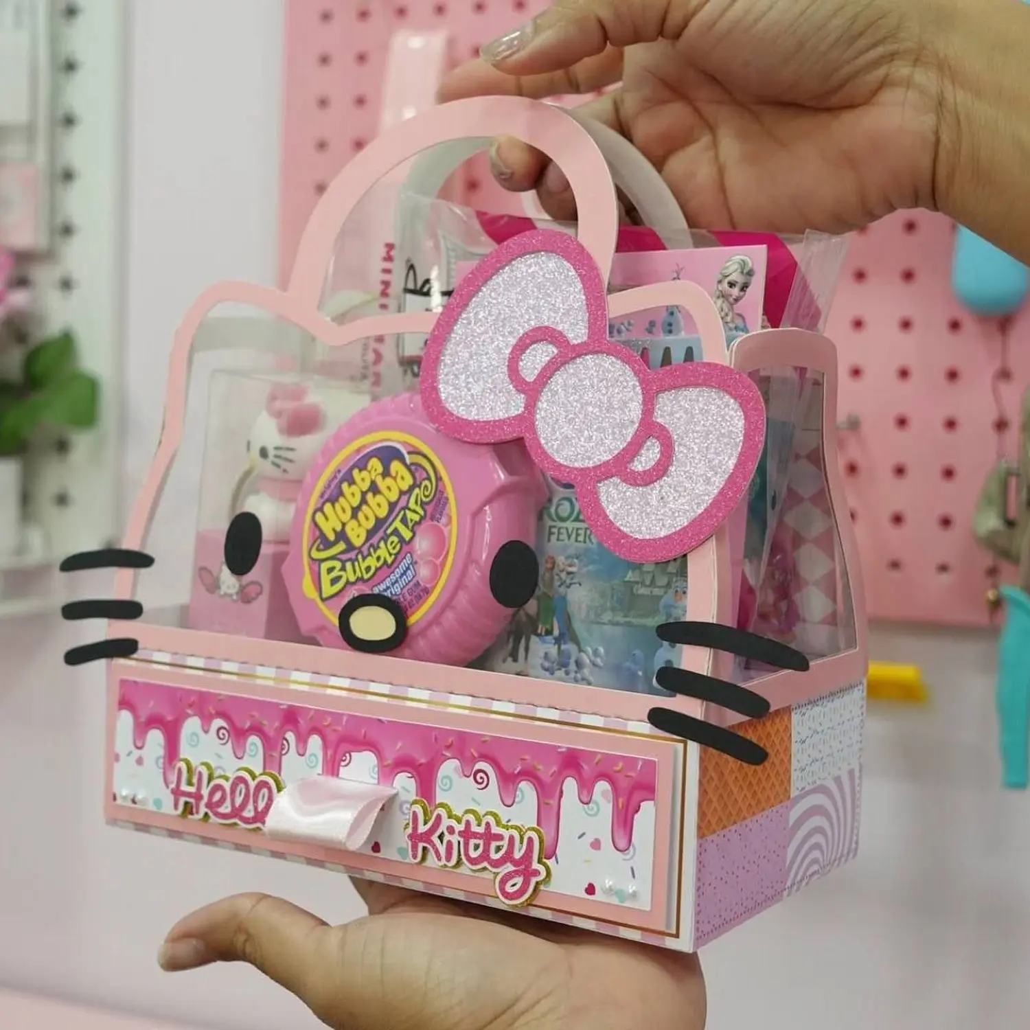 Arquivo Caixa Clássica Bolsa Hello Kitty Com Gaveta - Pdf e Studio 3