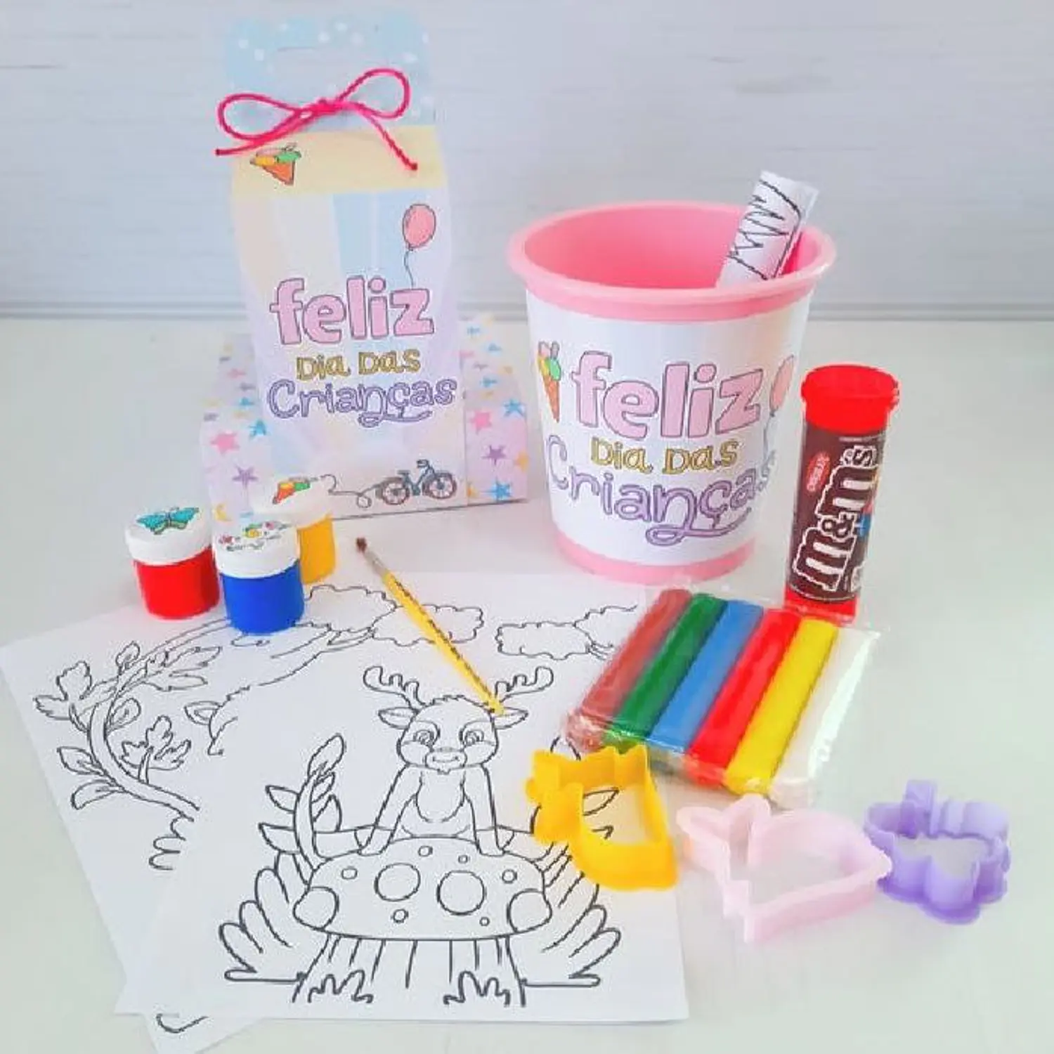 Arquivo Kit Dia das Crianças Menina - Pdf e Studio 2