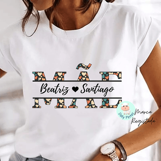 T-shirt MÃE CORAÇÕES Personalizada (Adulto)