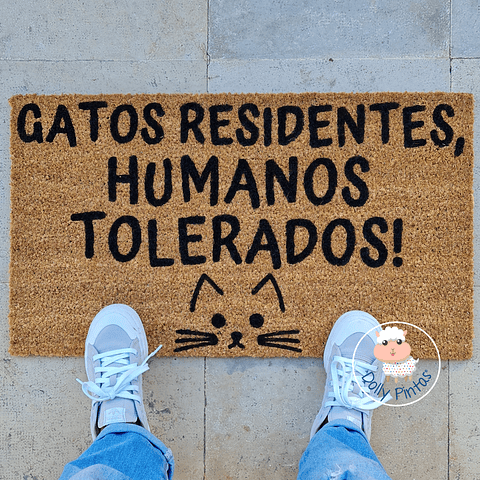 Tapete Entrada "Gatos Residentes, Humanos Tolerados!" Personalizado