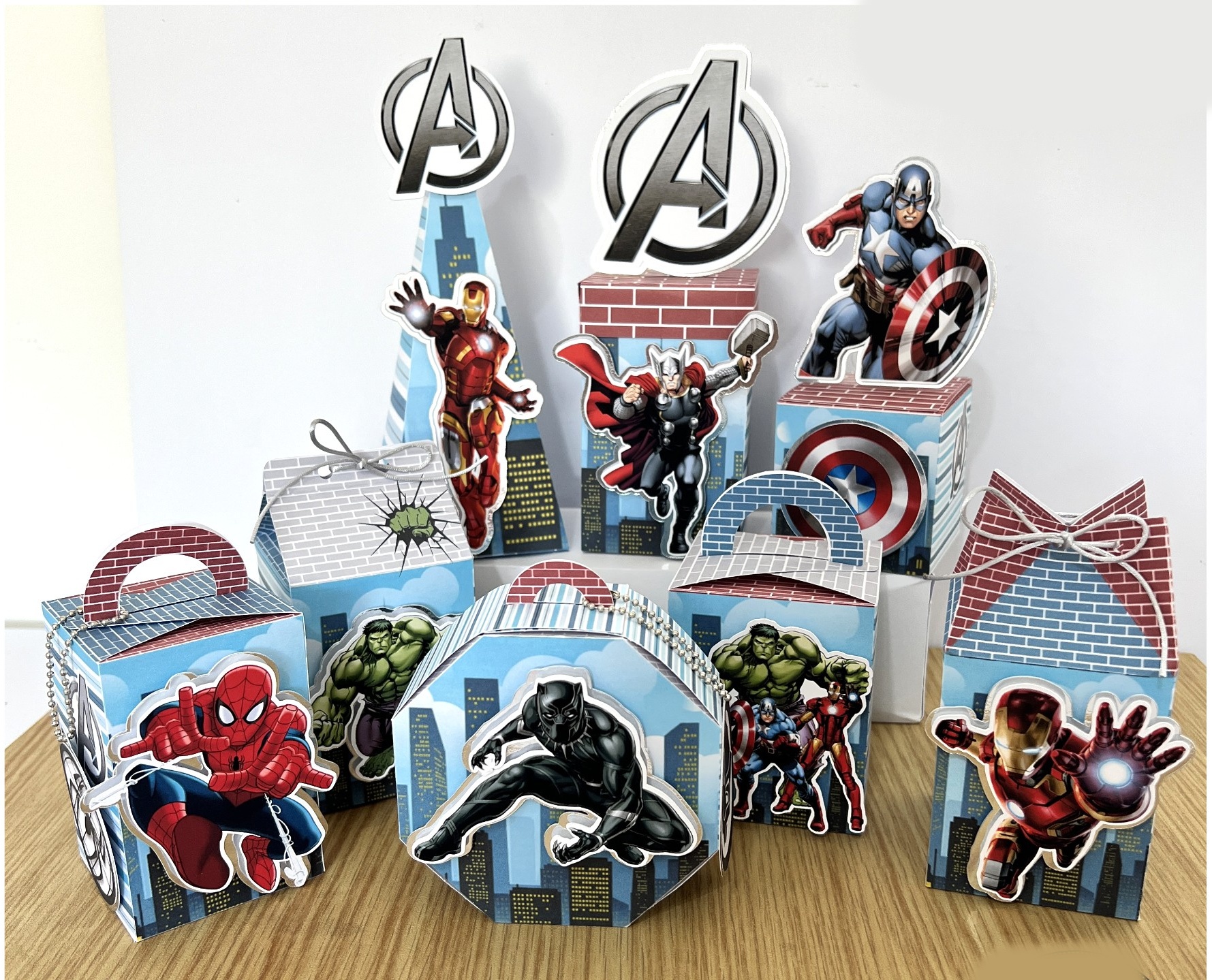 Vingadores - Arquivo de Corte / Festa 1