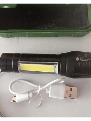 Mini Lanterna LED com Zoom e Função de Flash