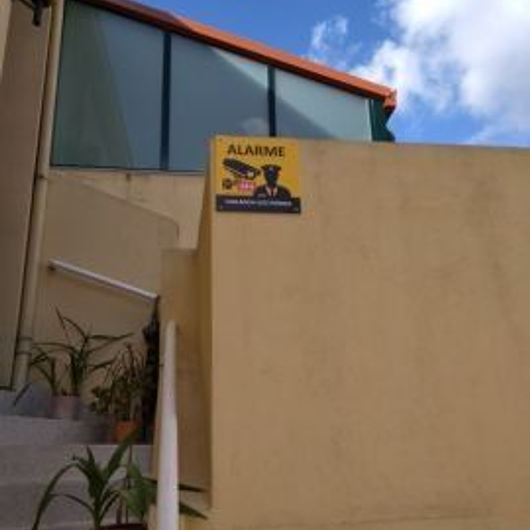 Placas de aviso de alarme em PVC 2