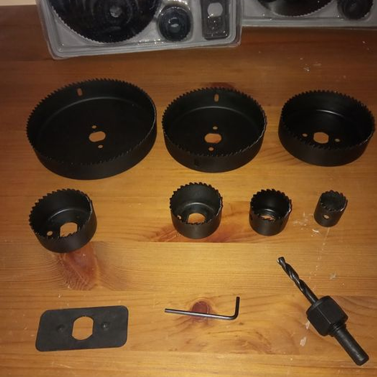 Caixa de 12 brocas redondas para serrar buracos de madeira 3