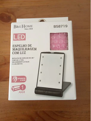 Espelho de bolso com luz led