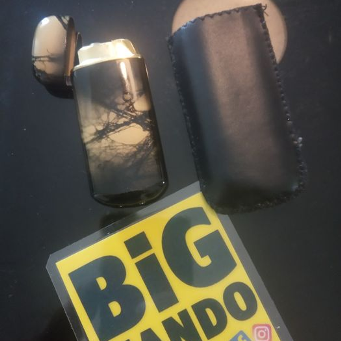 Isqueiros várias cores a prova de vento com bolsa 6