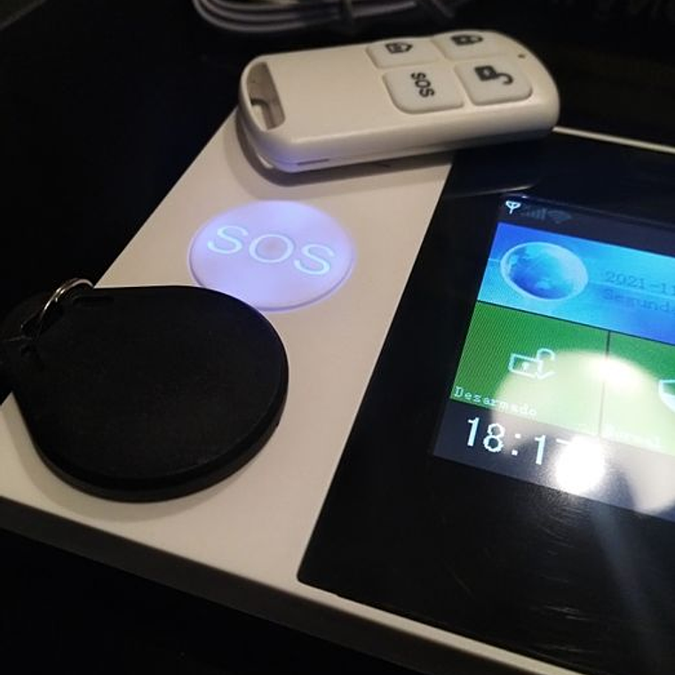 Alarme GSM com ecrã táctil, em português 3