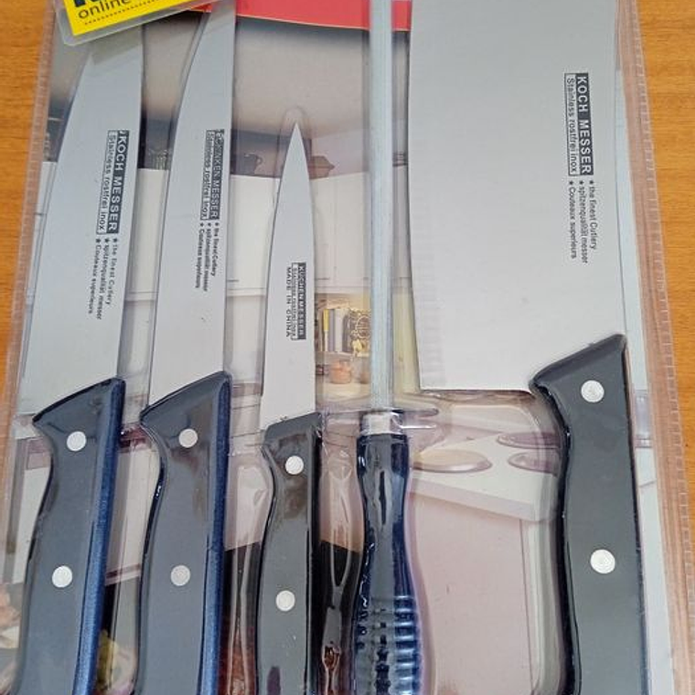 Kit de facas + oferta de tabua 
Kit de Cozinha 6 Peças + oferta tábua 1