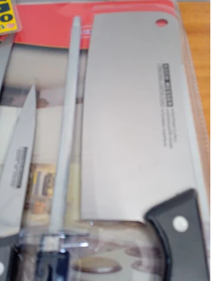 Kit de facas + oferta de tabua 
Kit de Cozinha 6 Peças + oferta tábua