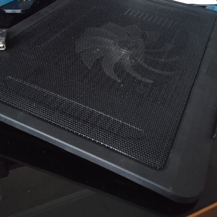 Ventilador de laptop de 14 polegadas  Laptops Ventilador de laptop de 14 polegadas refrigerador 6