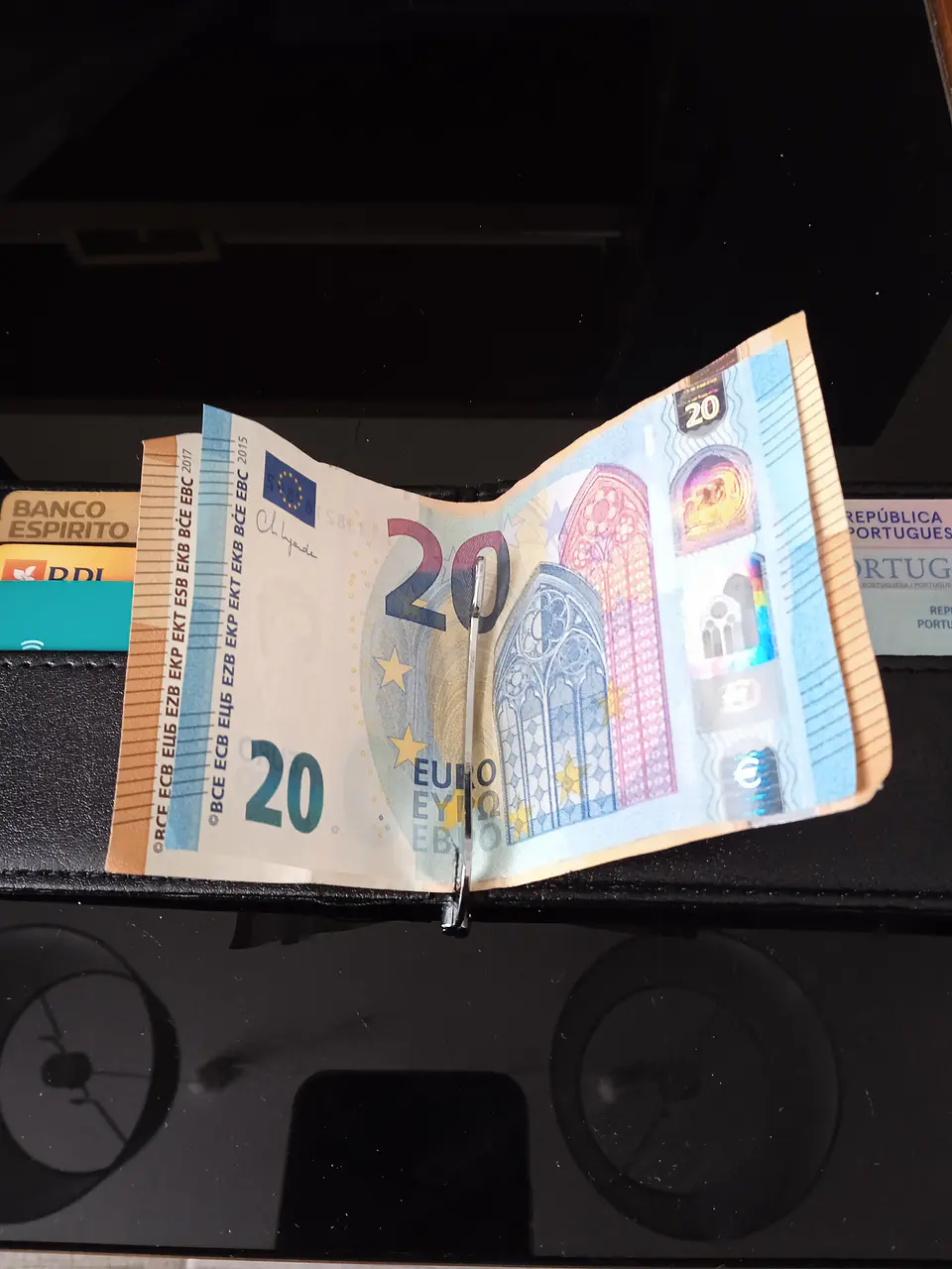 Porta cartões RFDI com porta notas e moedas 3