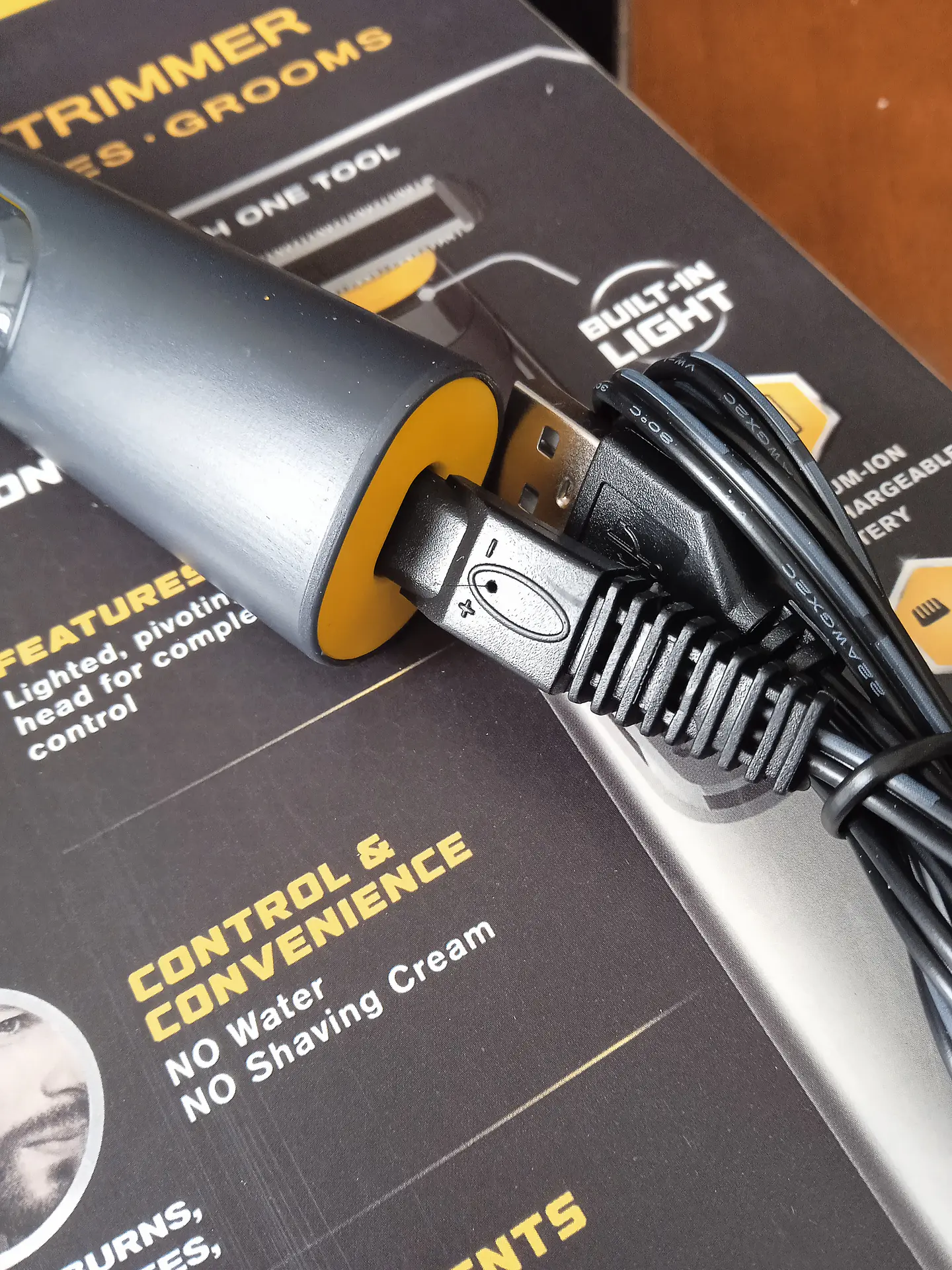 Aparador de barba + depiladora  4