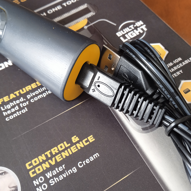 Aparador de barba + depiladora  4