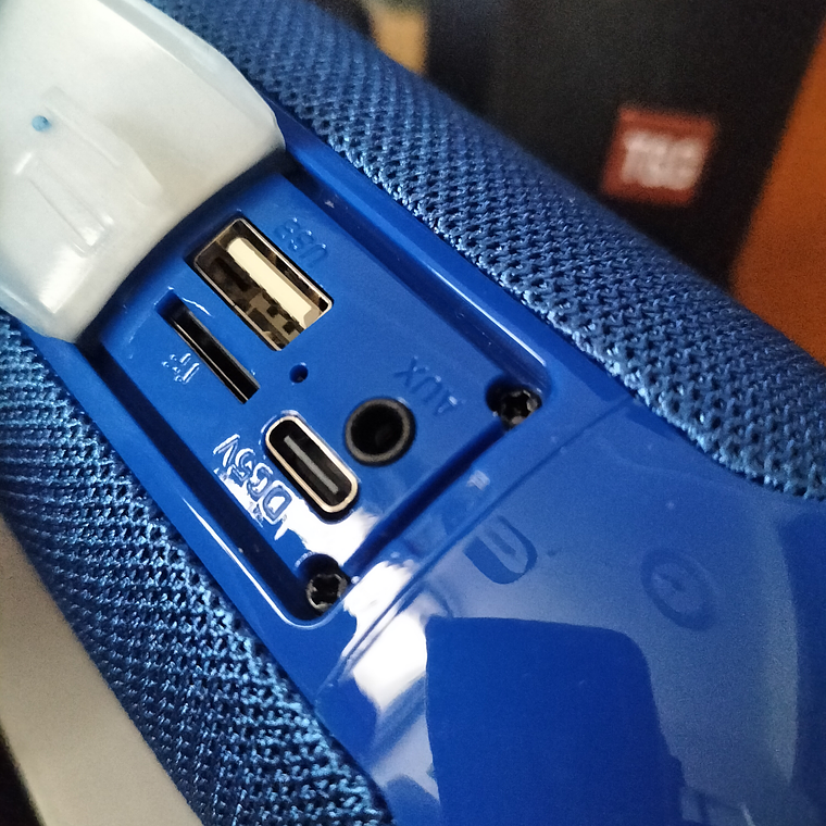 COLUNA SEM FIO BLUETOOTH T&G TG-117 TF 7