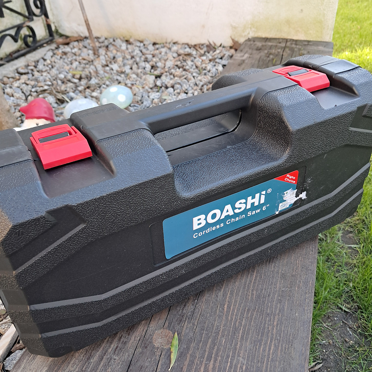 Mini motosserra 21v + 2 baterias + luz noturna  8