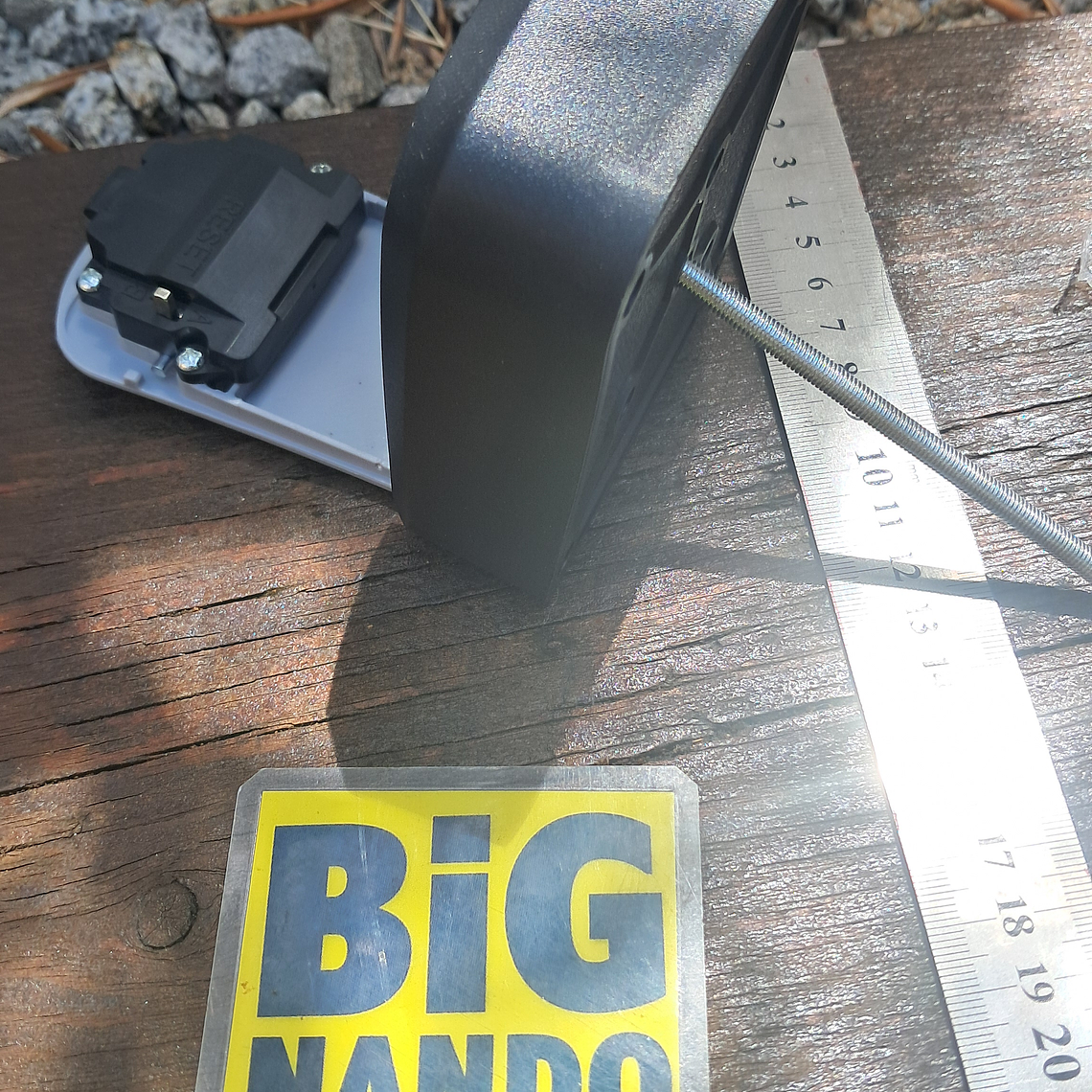 Caixa de bloqueio compacta, feito abs, para se montada na parede 7