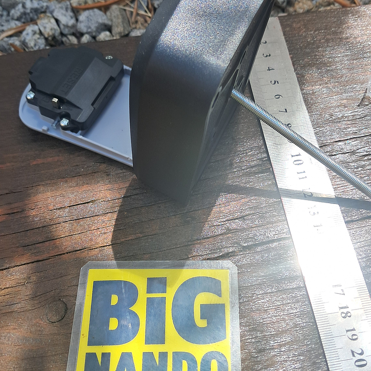 Caixa de bloqueio compacta, feito abs, para se montada na parede 7