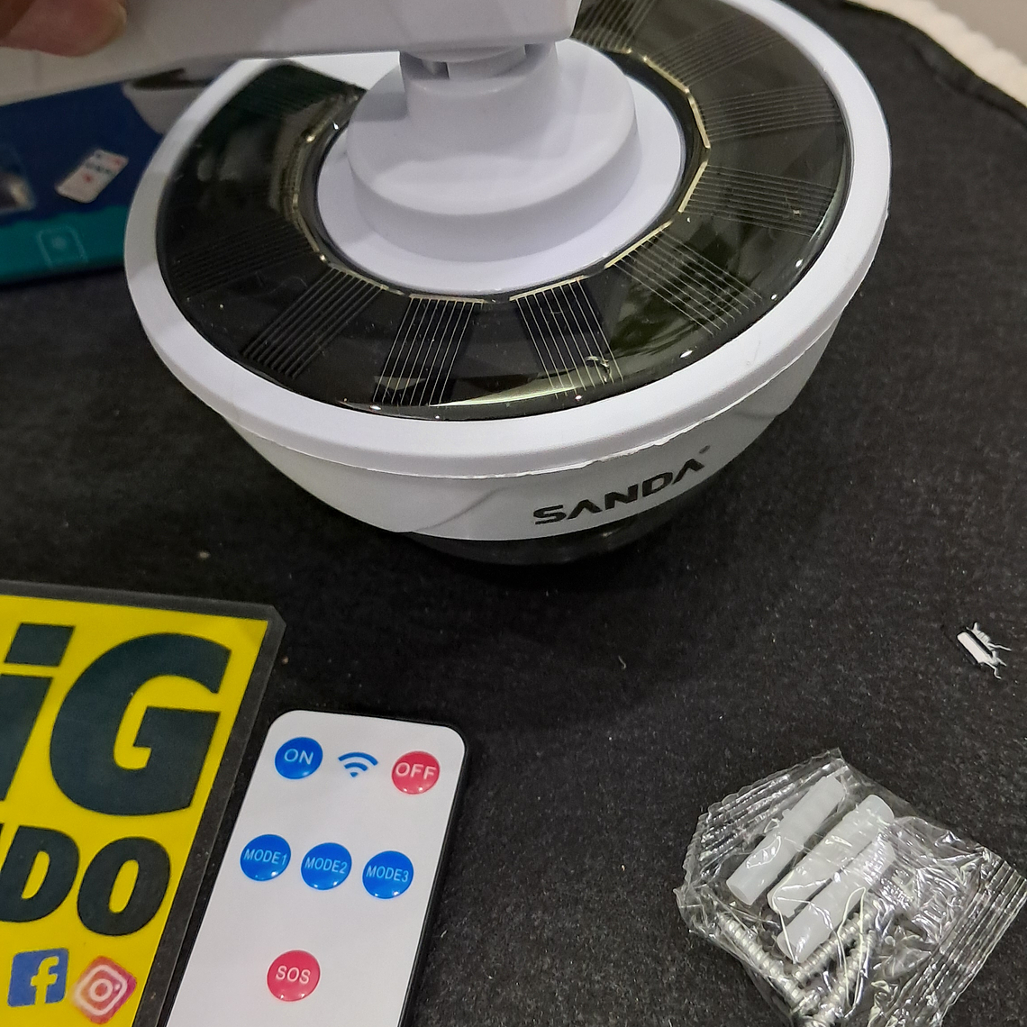 Câmara de segurança falsa, com luz + comando 6