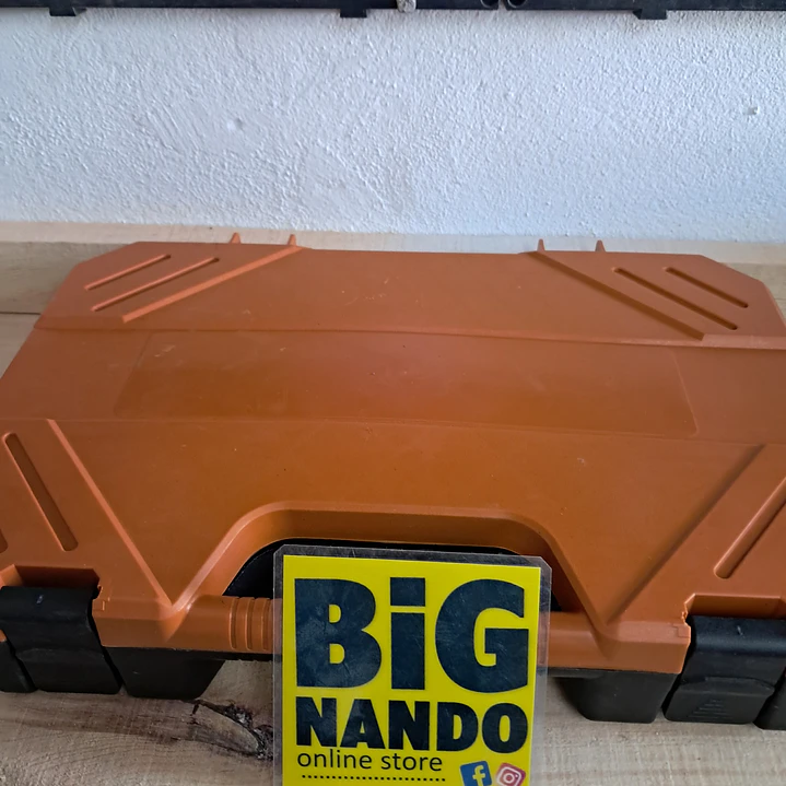 Pistola de pregos + 200 pregos de oferta  2