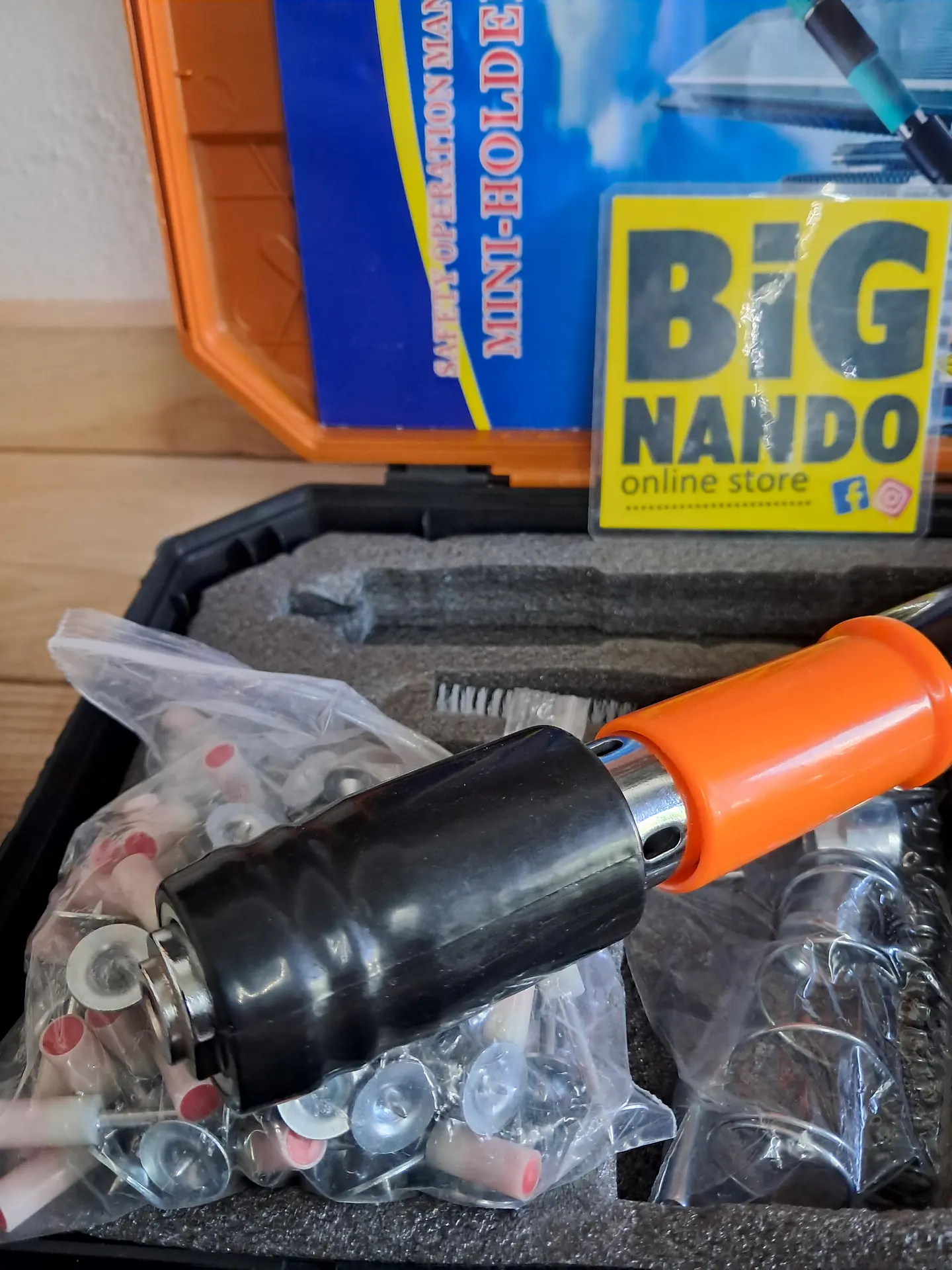 Pistola de pregos + 200 pregos de oferta  4