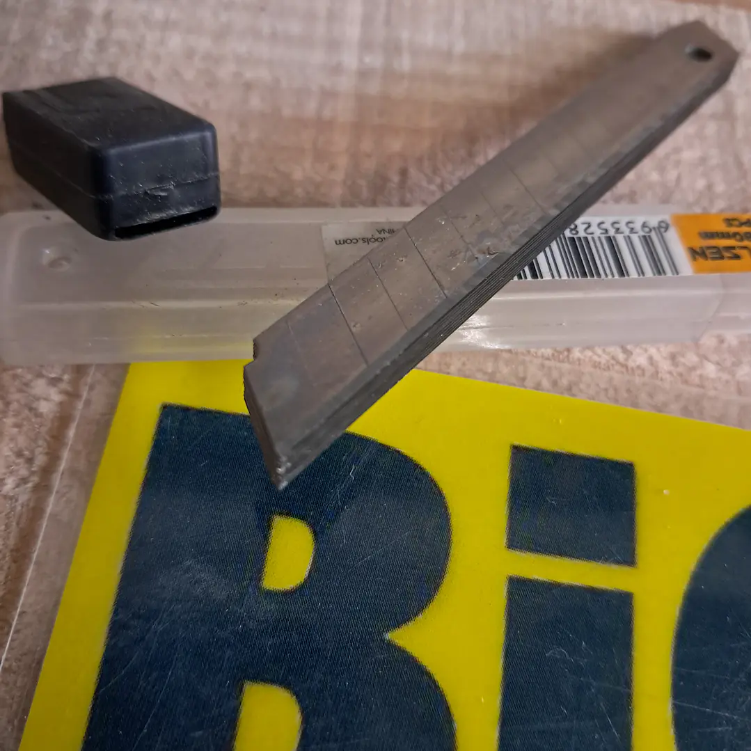 conjunto de 10 lâminas de reposição para x-ato (cutter) da marca Tolse 1