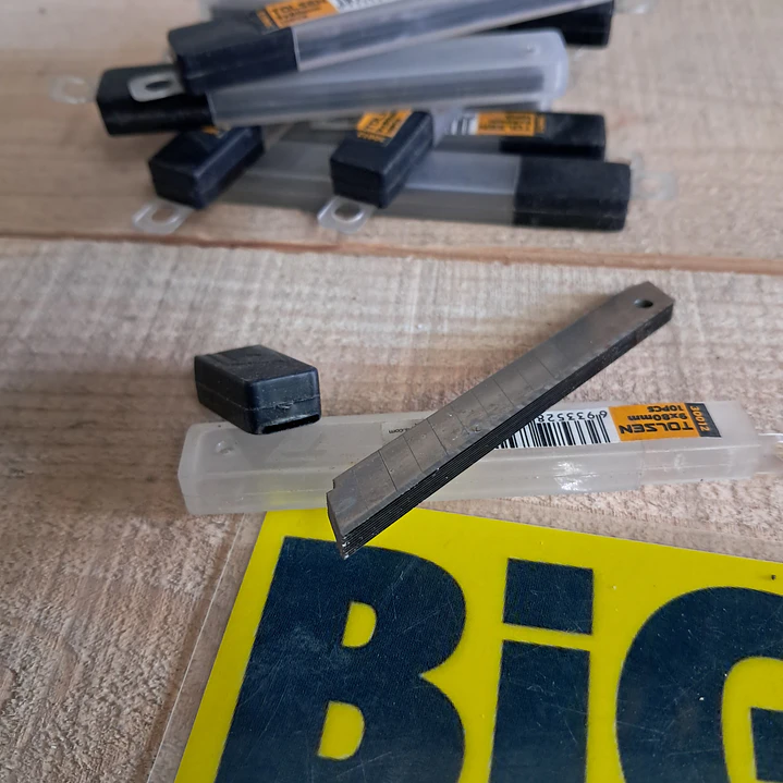 conjunto de 10 lâminas de reposição para x-ato (cutter) da marca Tolse 4