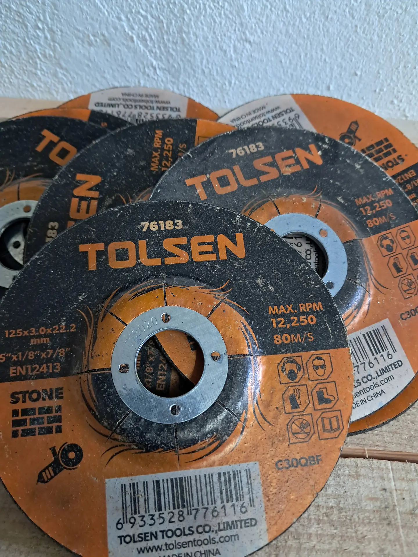 disco de corte para pedra da marca Tolsen, modelo 76183.  1