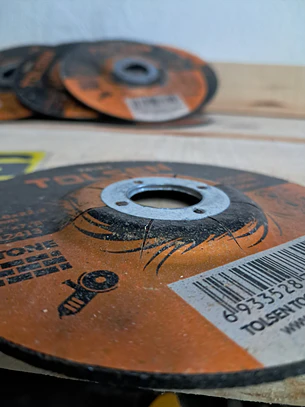 disco de corte para pedra da marca Tolsen, modelo 76183. 