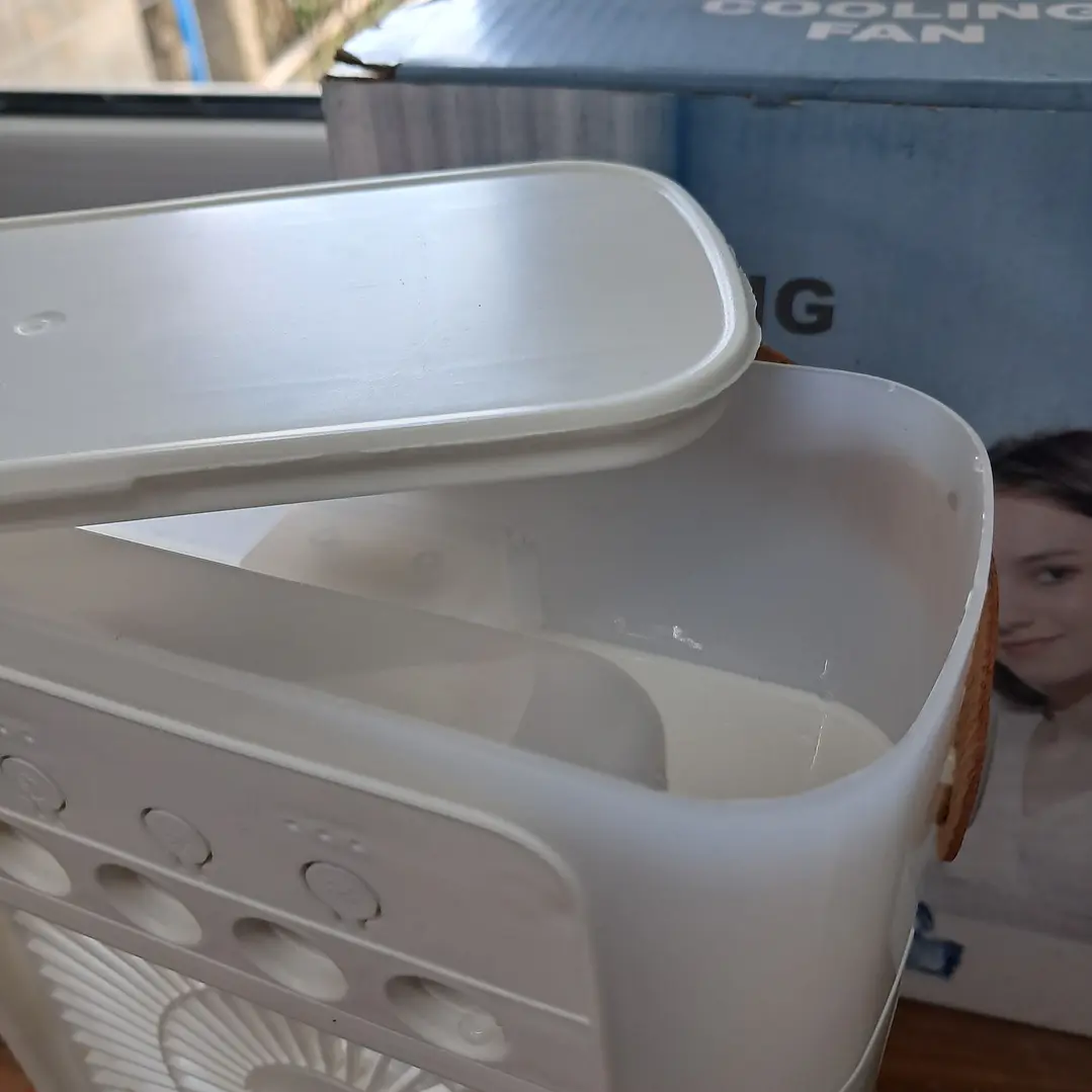 Mini Ventoinha Portátil 3 em 1  2