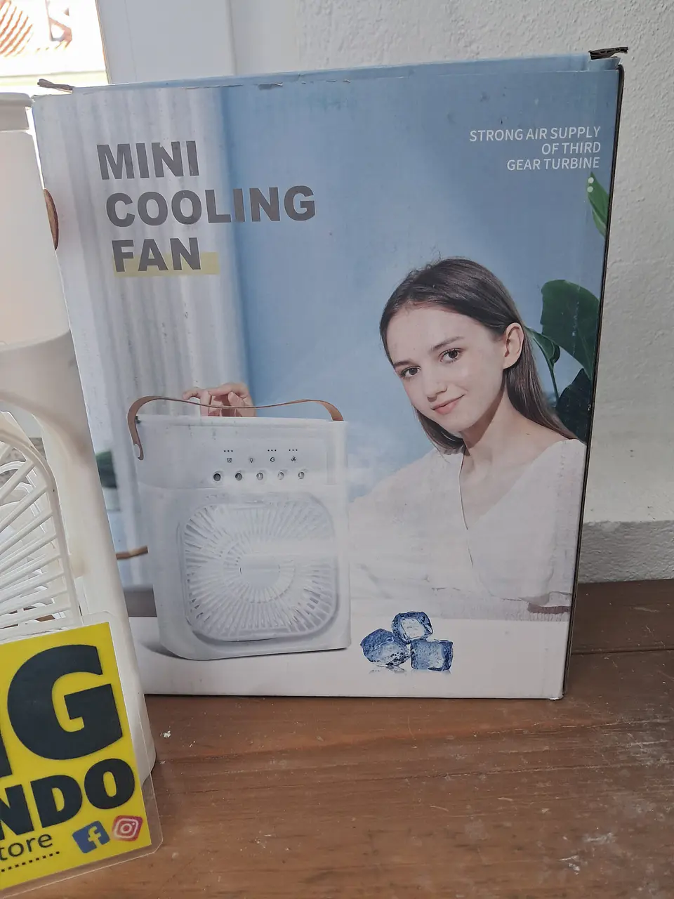 Mini Ventoinha Portátil 3 em 1  1