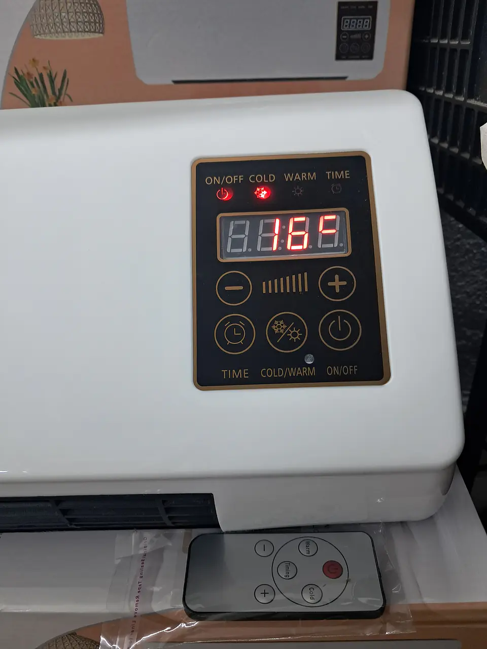Aquecedor + Ventilador  tipo ar condicionado com comando remoto 3