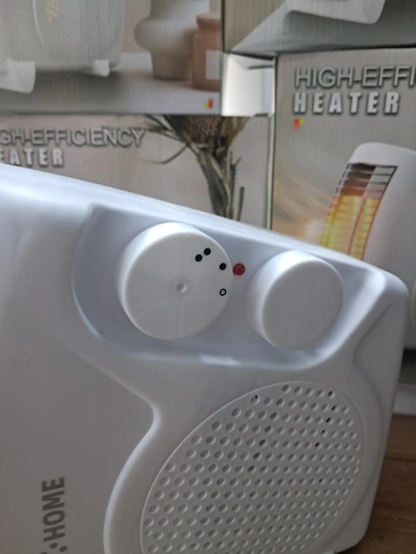 Aquecedor de Resistência + Ventilador 500W Branco 3