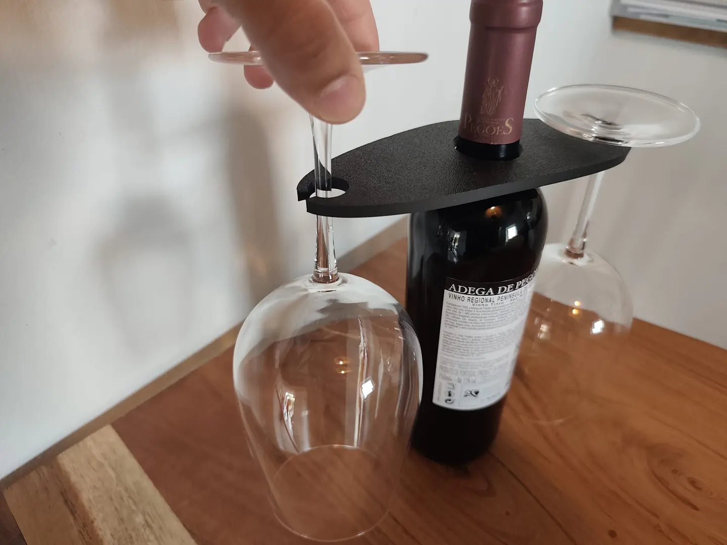 Porta Taças em Garrafa de vinho 1