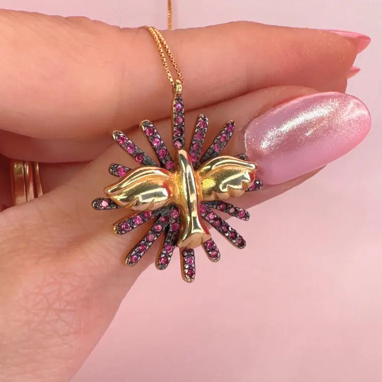 Colar Espírito Santo com Zircônias Rosa Pink 2