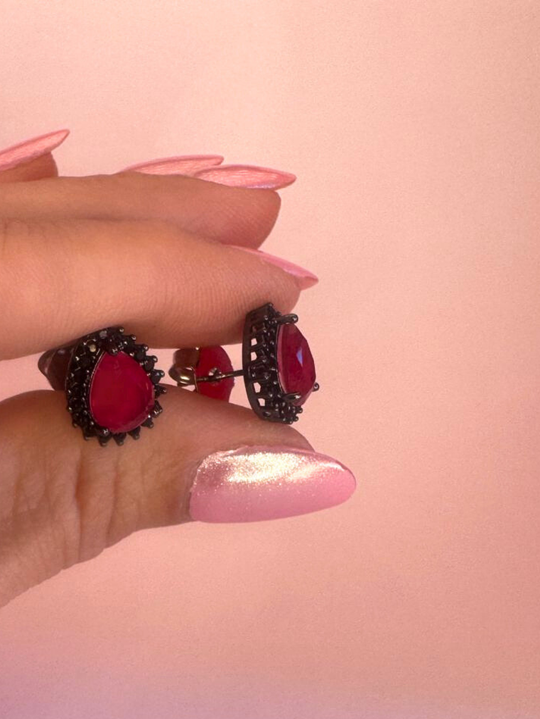 Brinco com Pedra em Imitação de Rubi e Zircônia 2