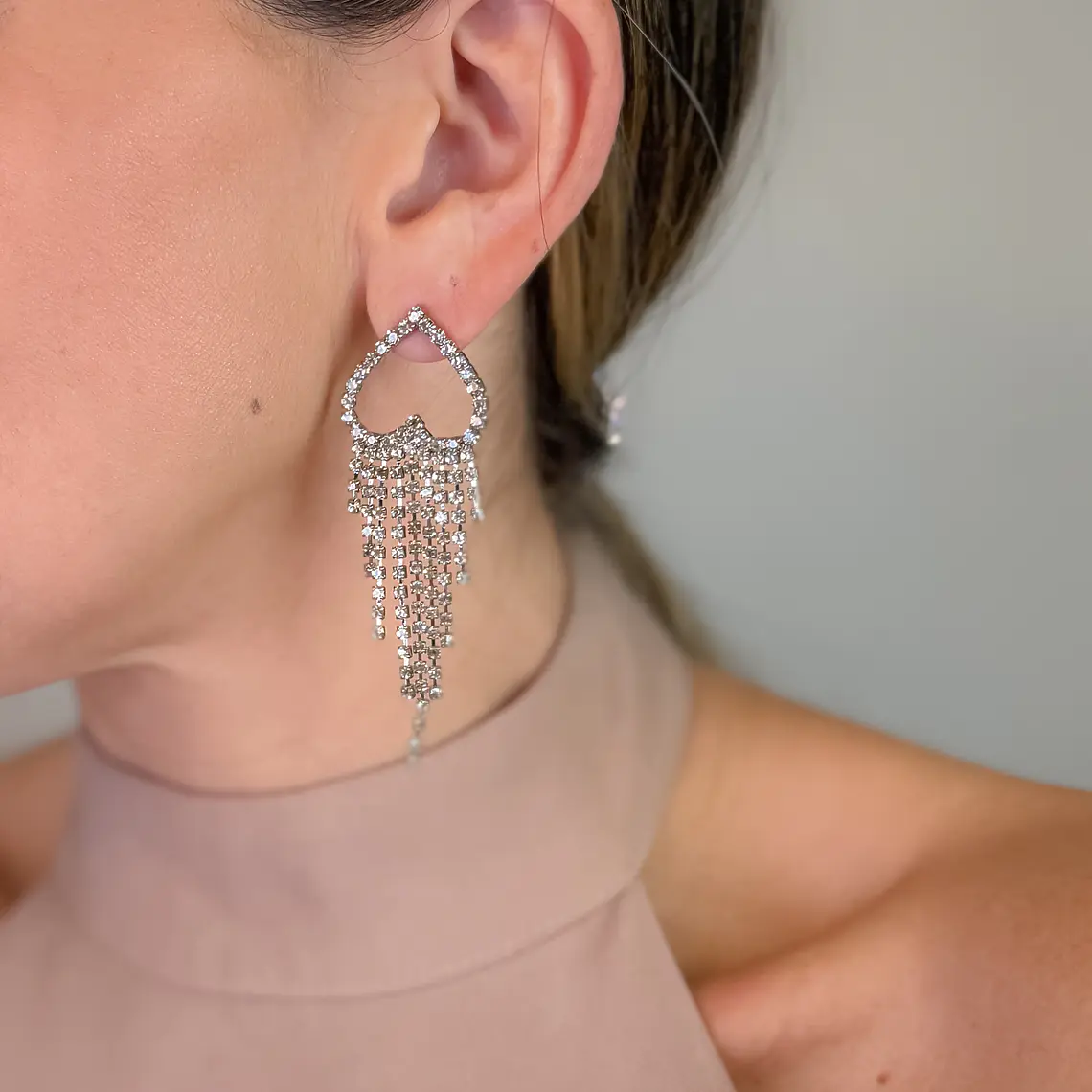 Brinco Coração com Franja Strass  1