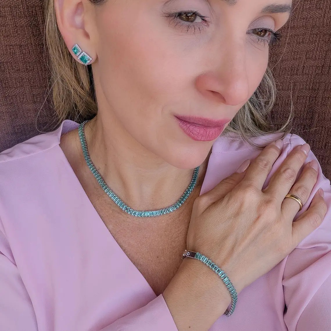 Conjunto Brinco P e M + Riviera e Pulseira Baguete. 1