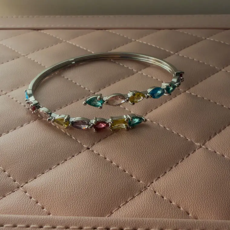 Bracelete Pedras Coloridas Dourado/Ródio Branco 2