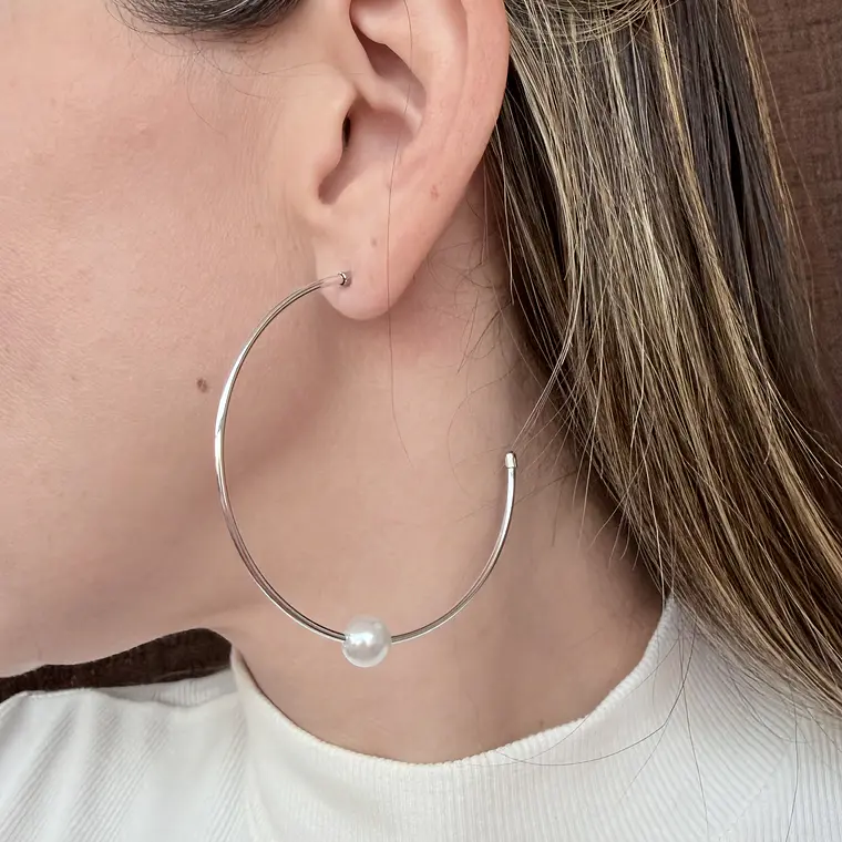 Brinco Argola Fina com Pérola  1